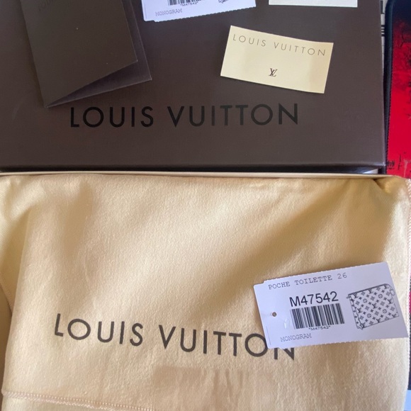 Louis Vuitton Toiletry Monogram Pouch 26 Brown Canvas M47542 - Picture 9 of 10